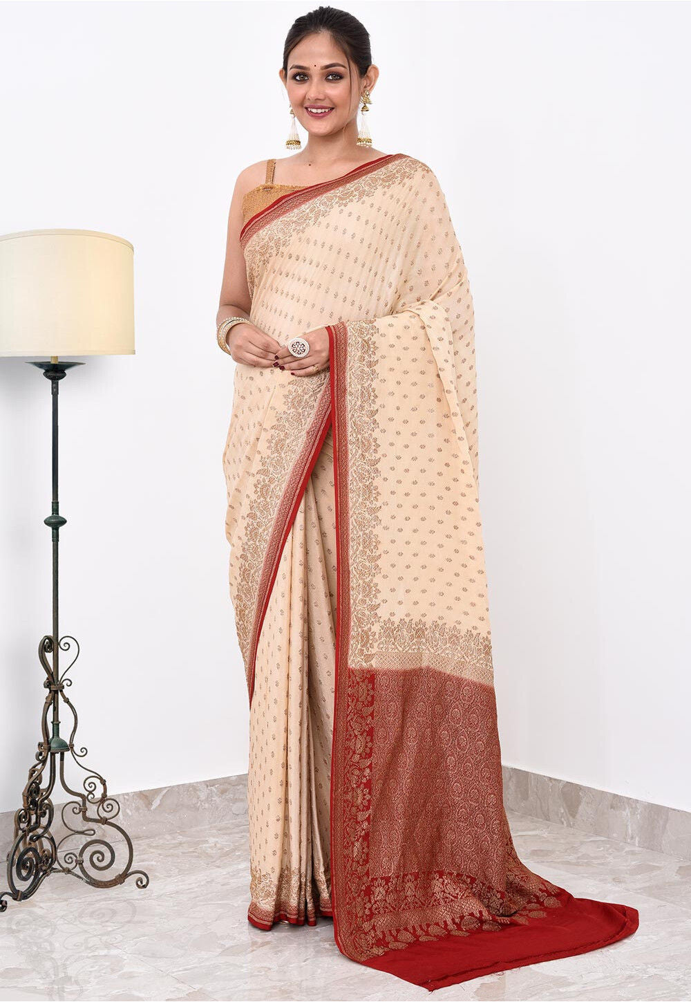 Crepe Silk Handwoven Banaras Saree