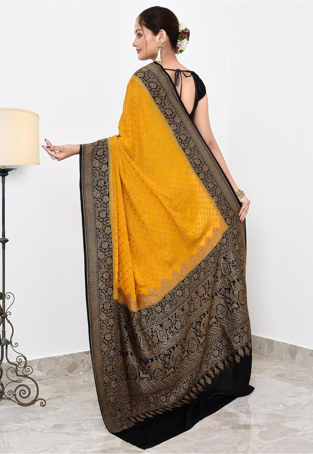 Crepe Silk Handwoven Banaras Saree