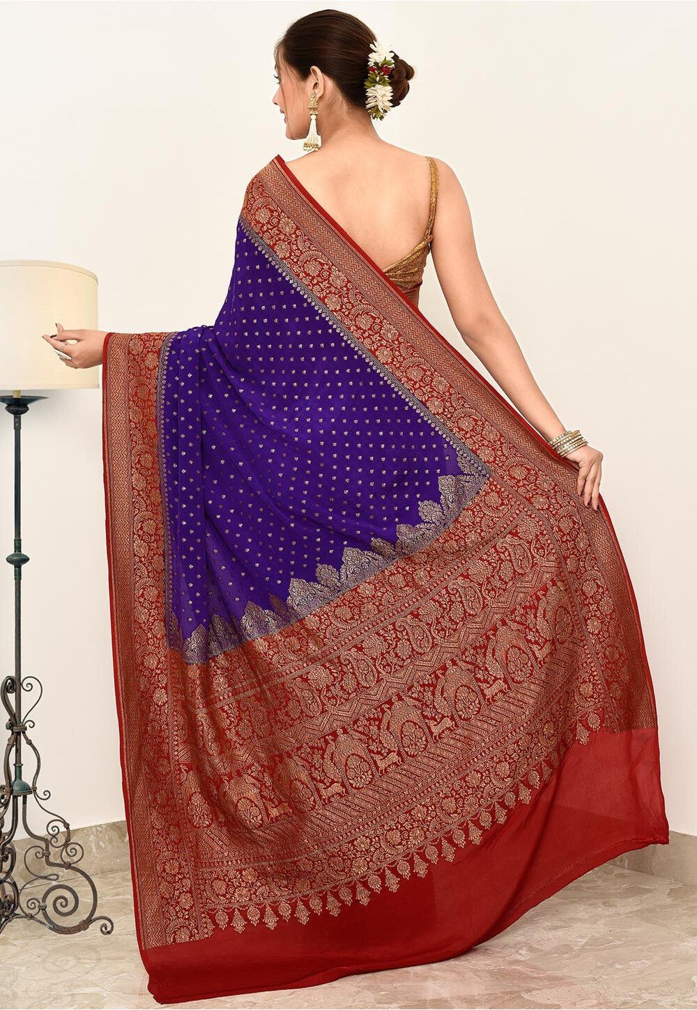Crepe Silk Handwoven Banaras Saree