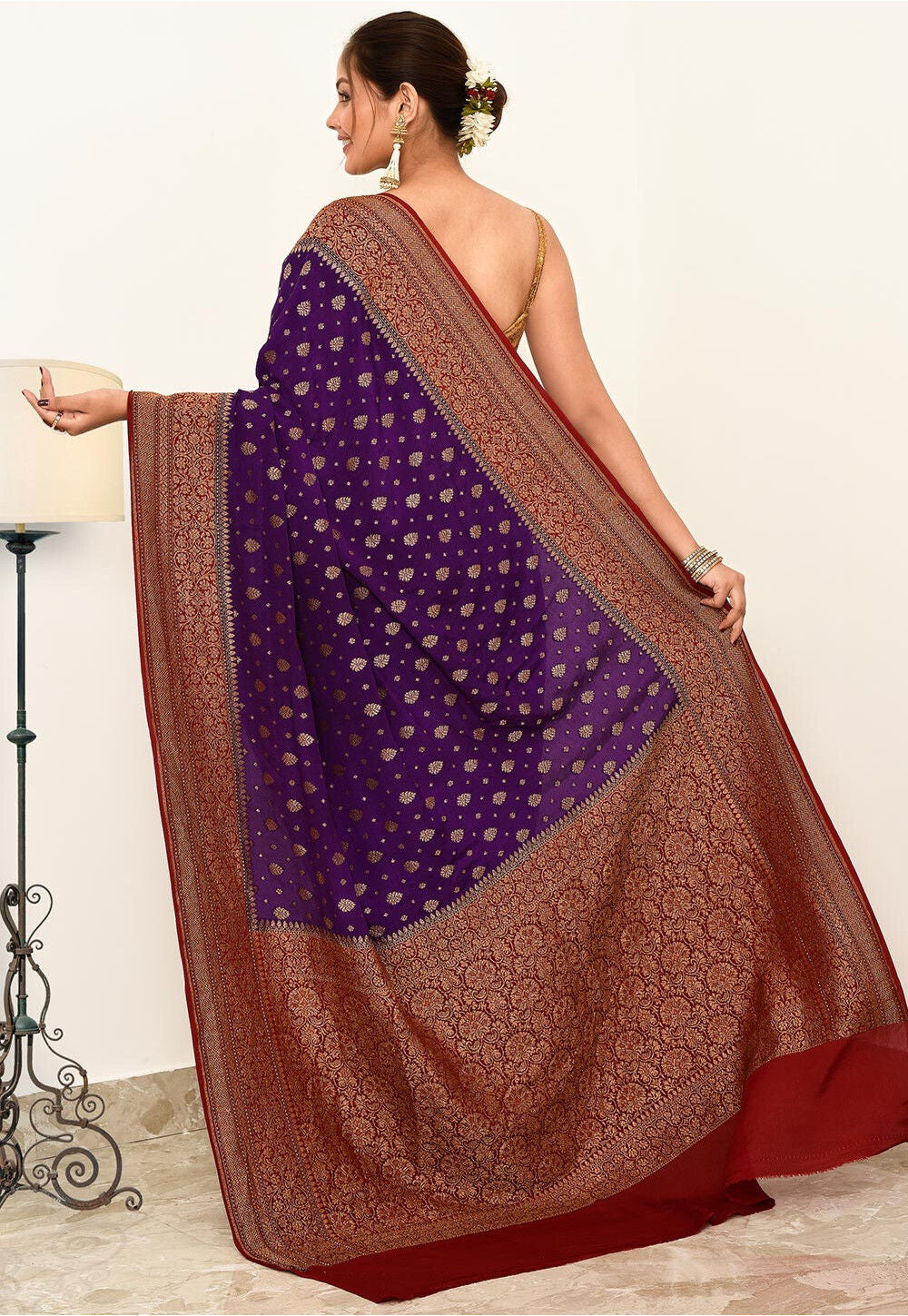 Crepe Silk Handwoven Banaras Saree