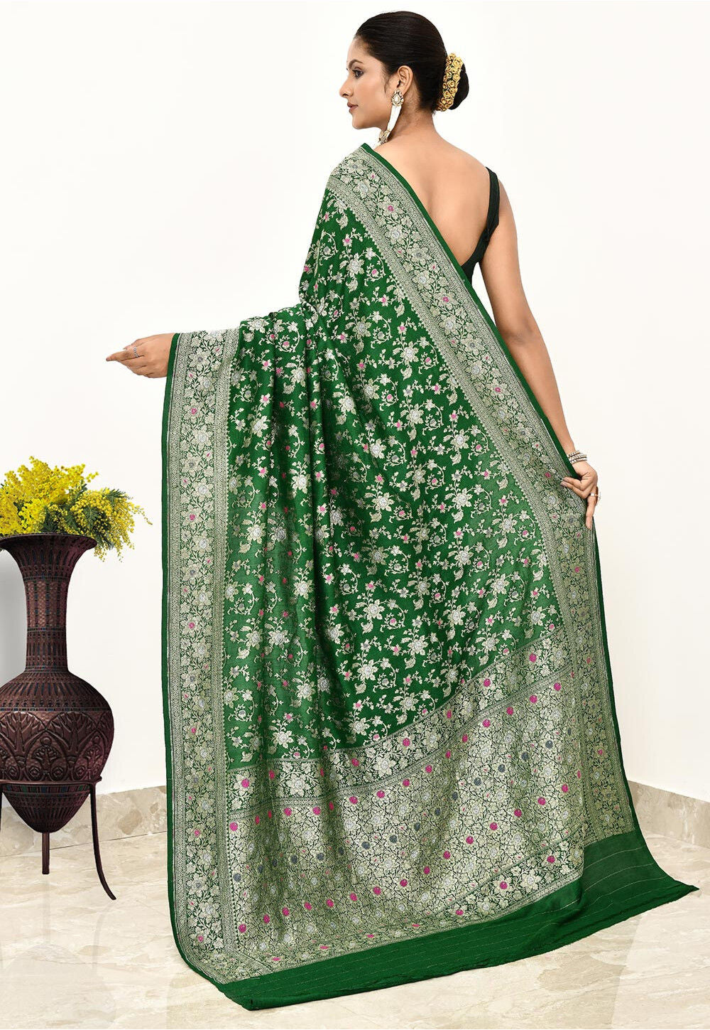 Green Monga Silk Handwoven Banaras Saree