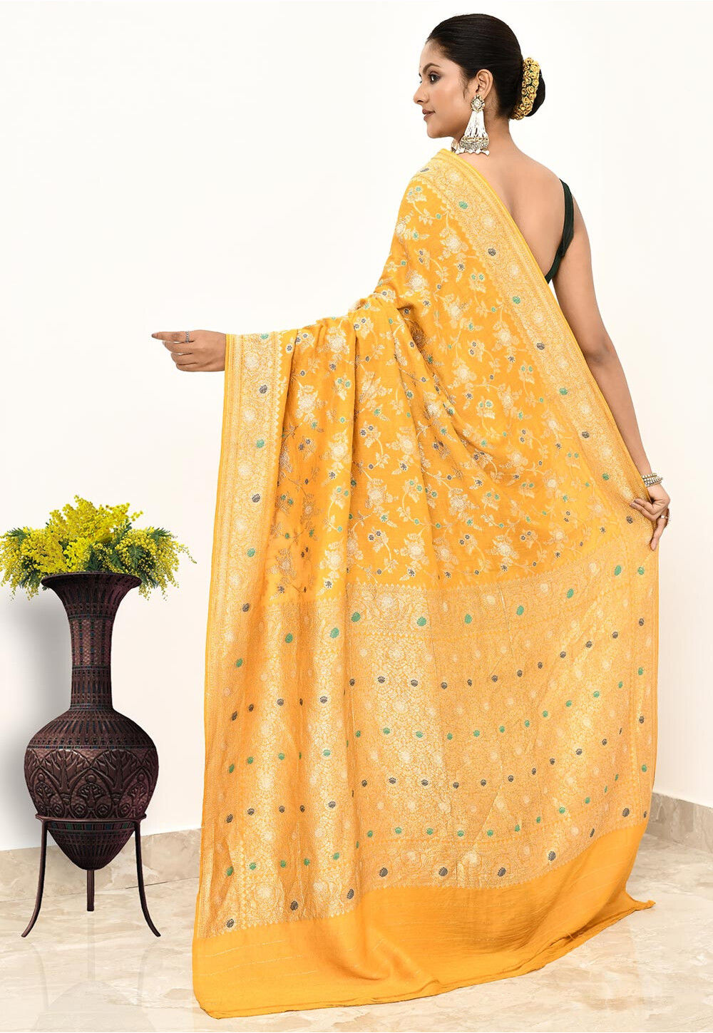 Yellow Monga Silk Handwoven Banaras Saree