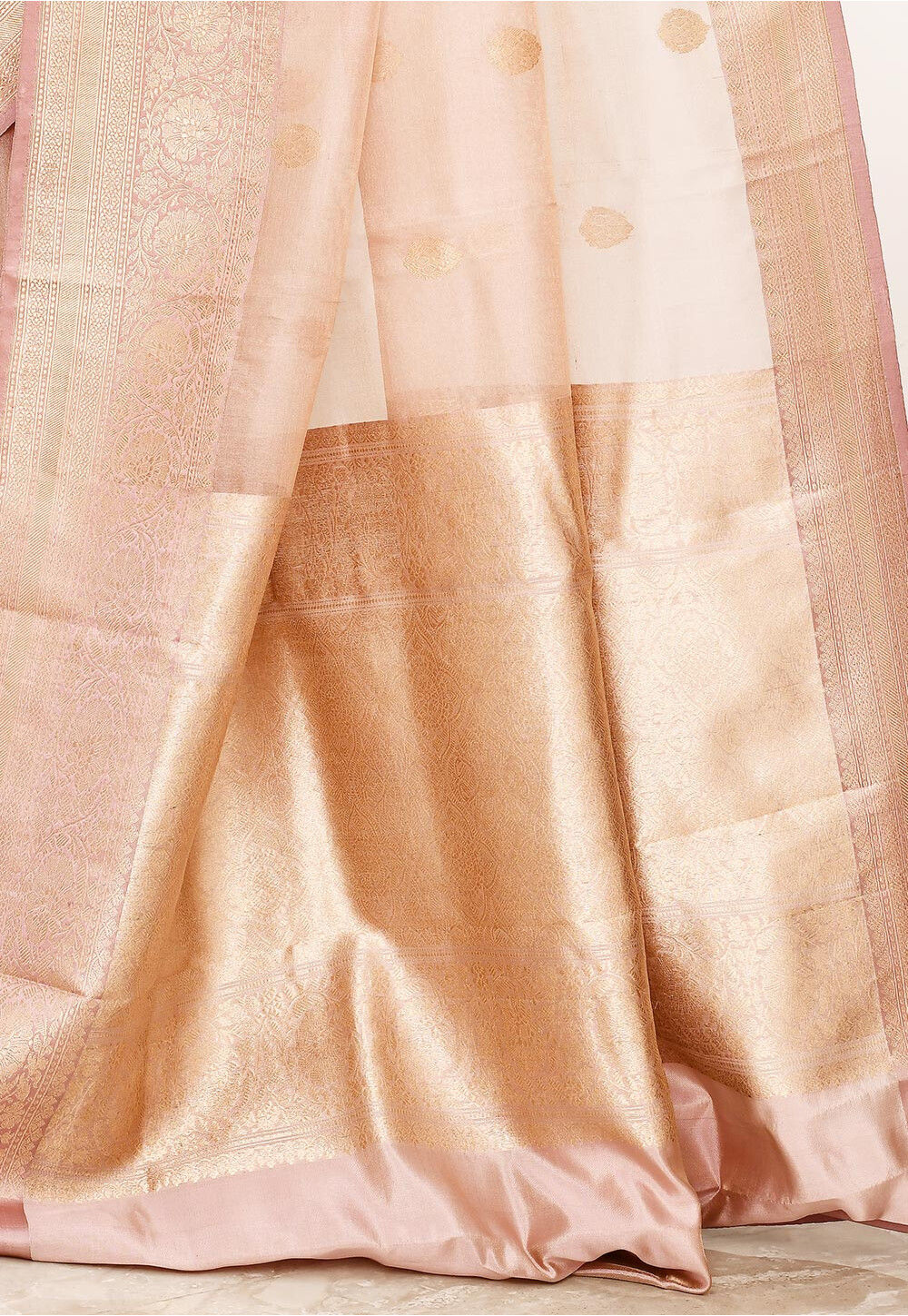 Pure Tissue Silk Handwoven Banaras Saree