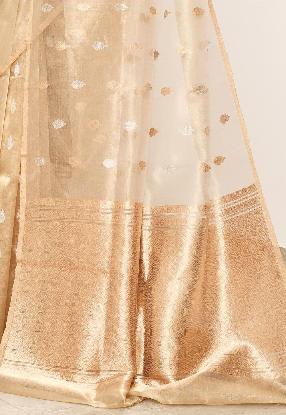 PURE TISSUE Silk Handwoven Banaras Saree