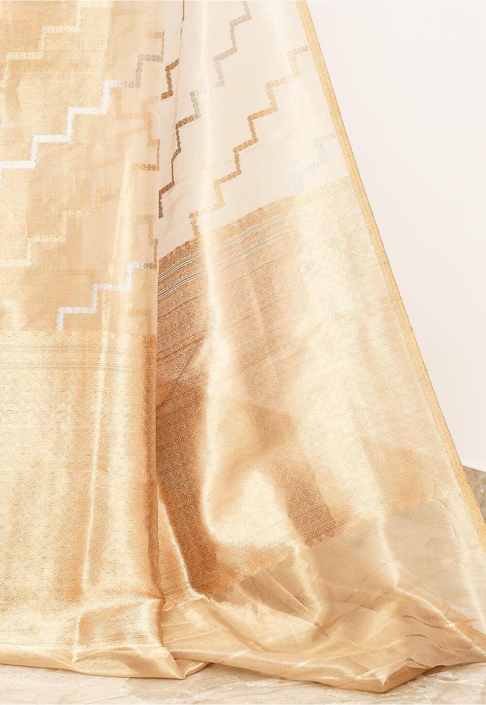 PURE TISSUE Silk Handwoven Banaras Saree