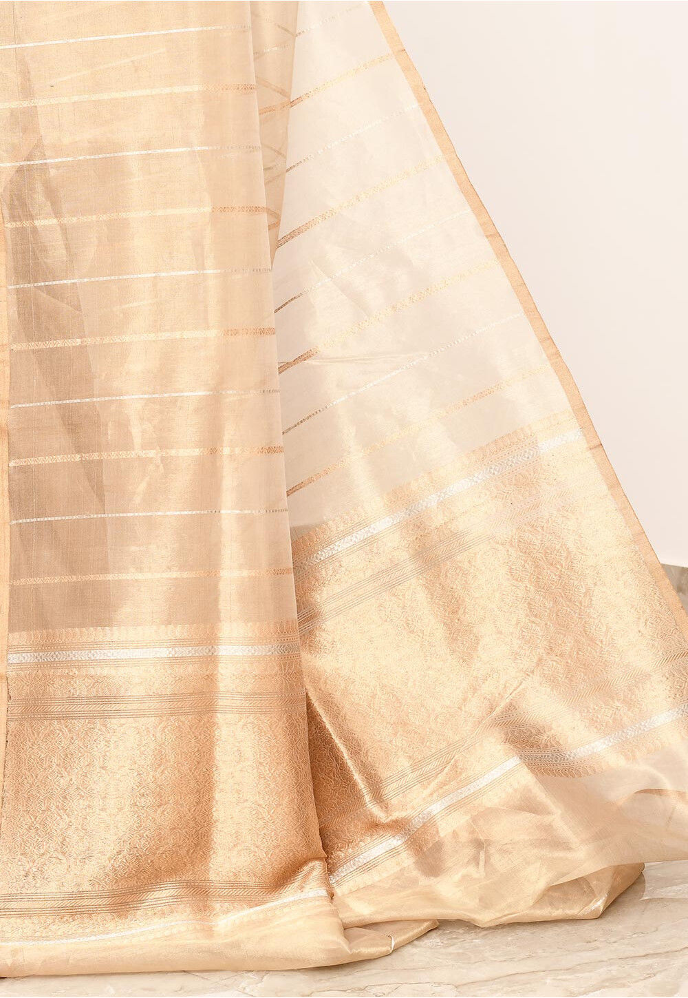 Pure Tissue Silk Handwoven Banaras Saree
