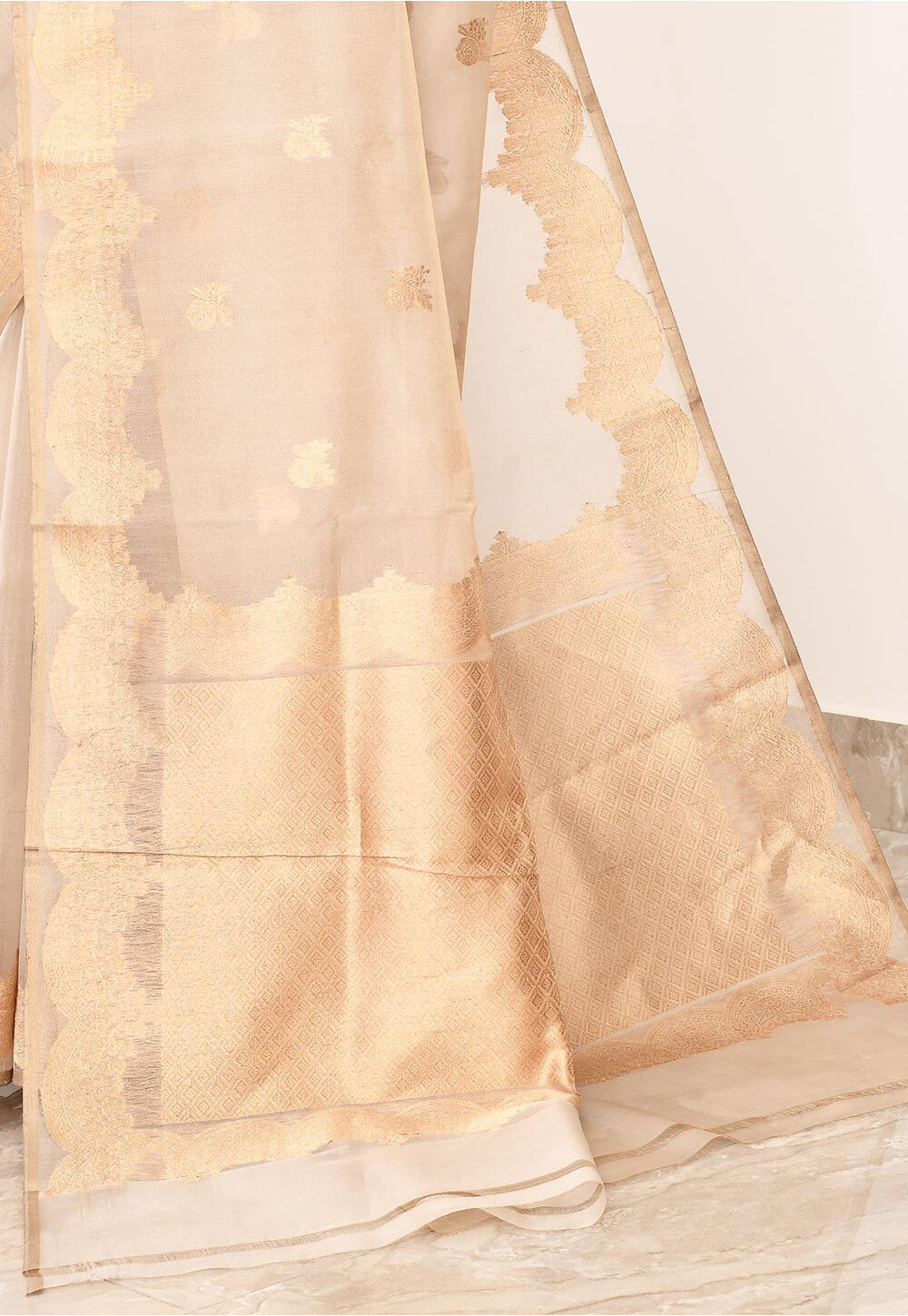 Pure Tissue Silk Handwoven Banaras Saree