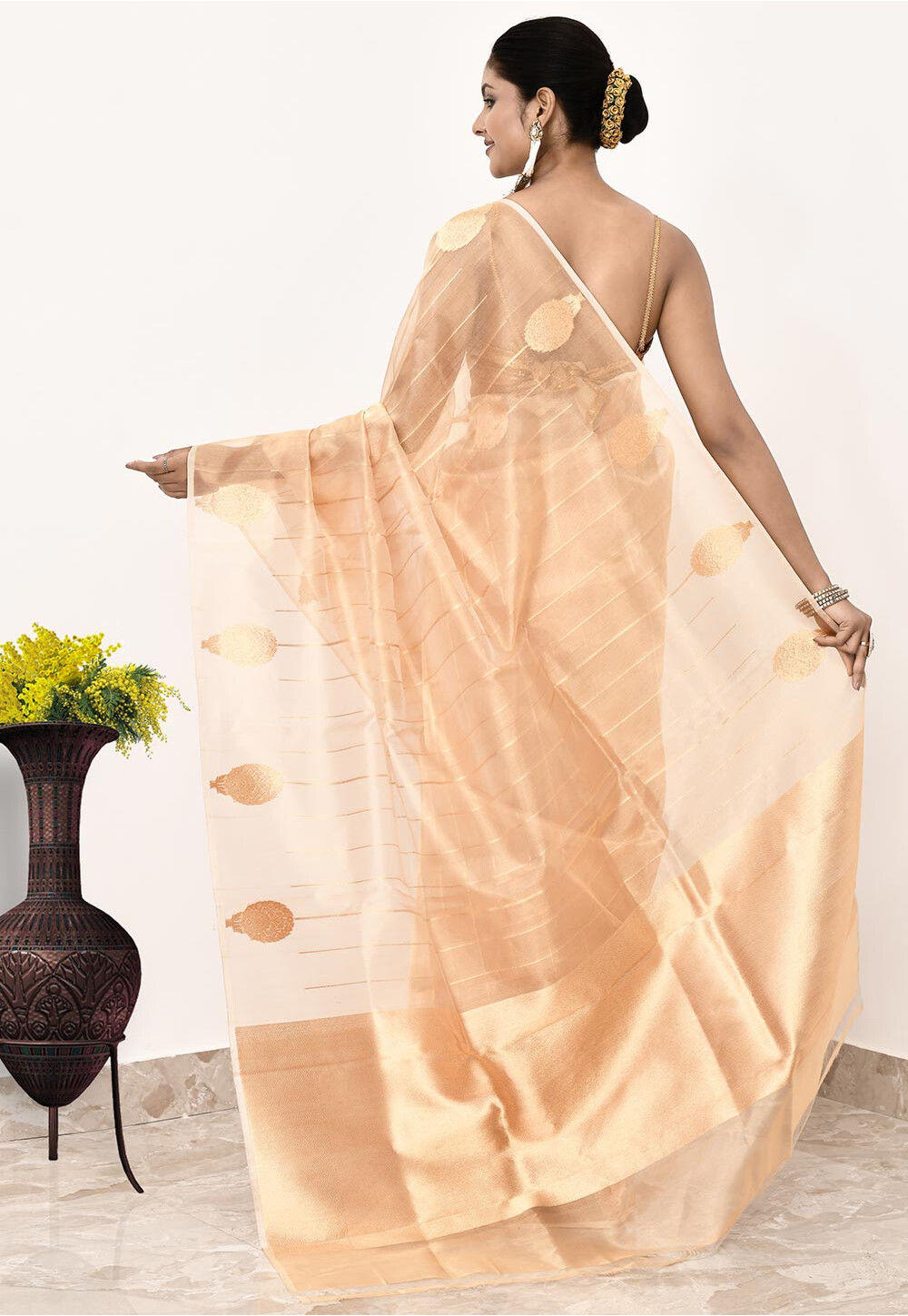 Pure Tissue Silk Handwoven Banaras Saree