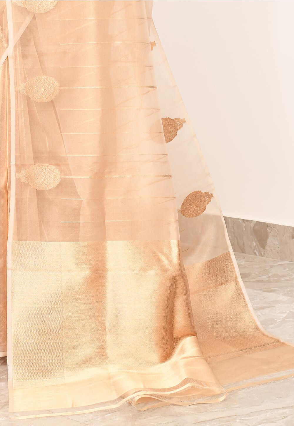 Pure Tissue Silk Handwoven Banaras Saree