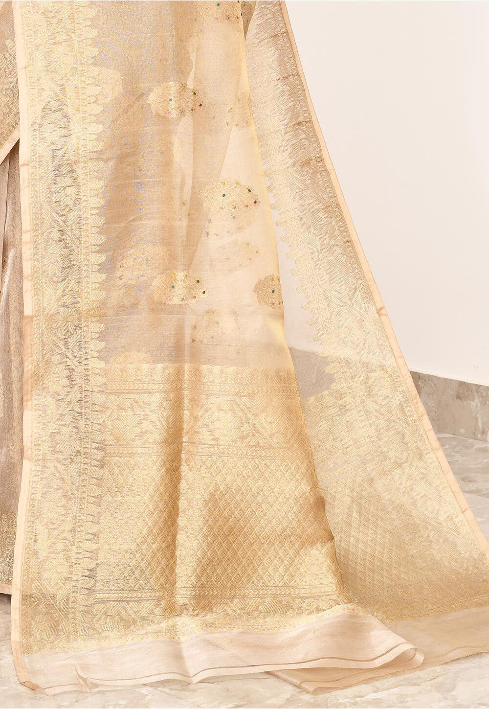 Pure Tissue Silk Handwoven Banaras Saree