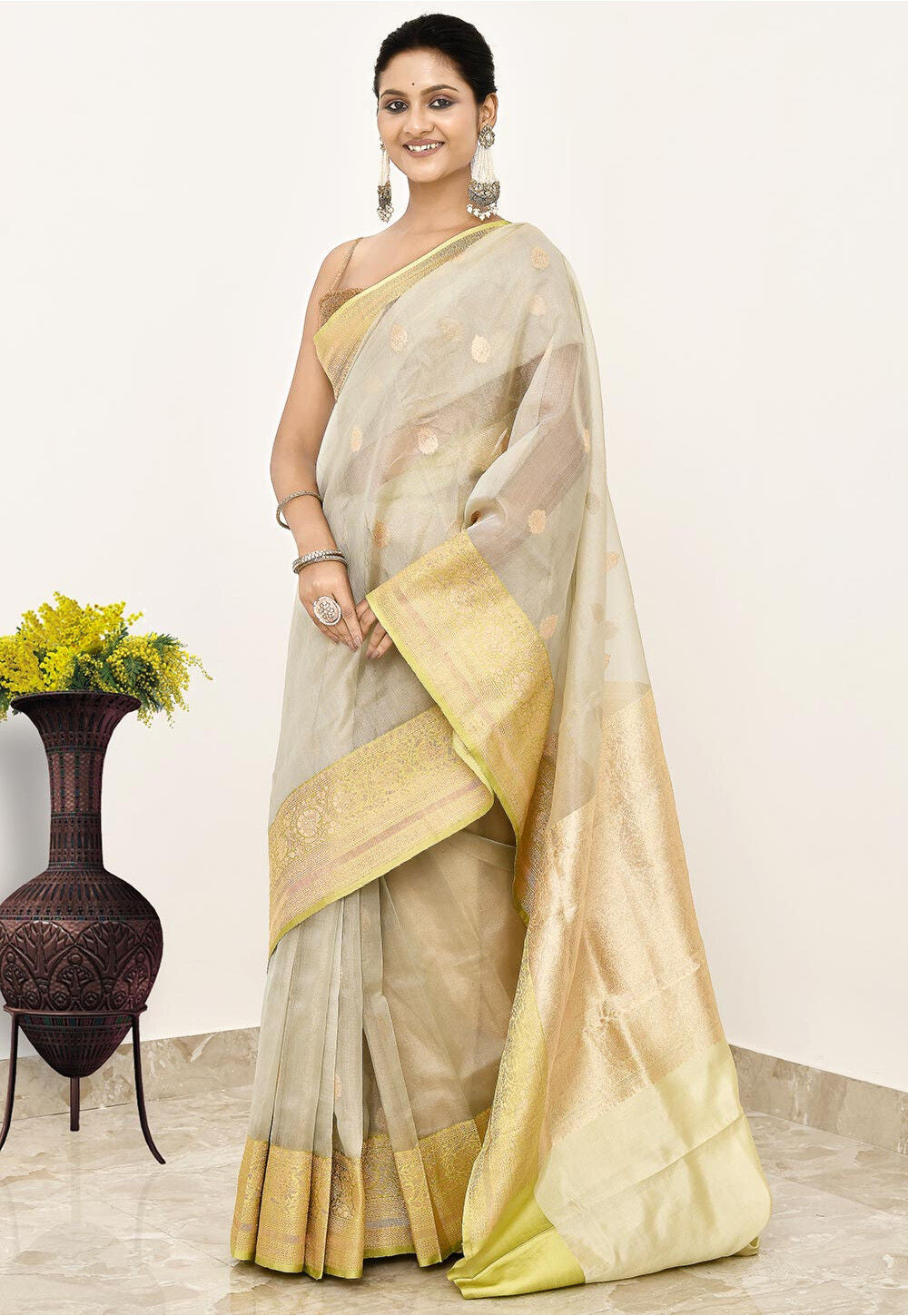 Pure Tissue Silk Handwoven Banaras Saree