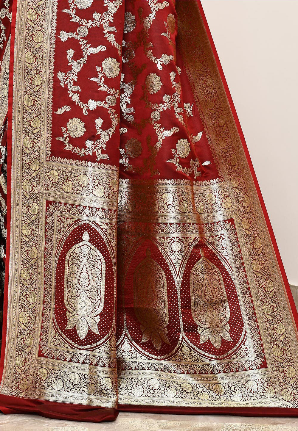 Maroon Art Silk Handwoven Banaras Saree