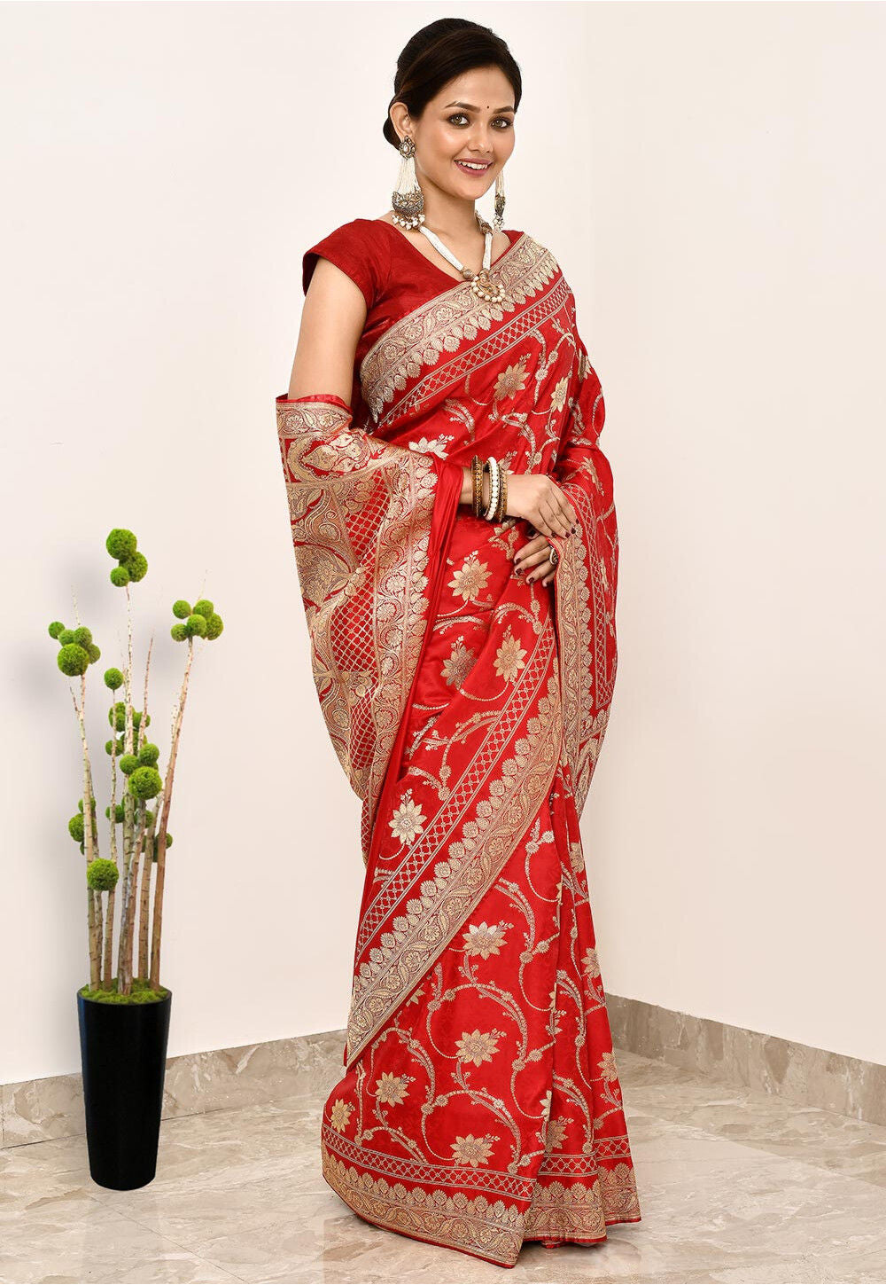 Red Art Silk Handwoven Banaras Saree