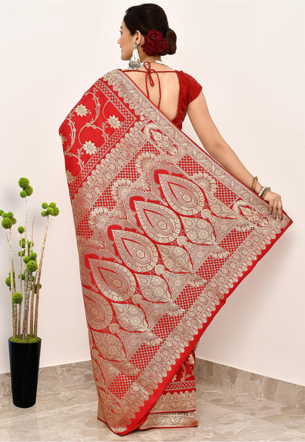 Red Art Silk Handwoven Banaras Saree