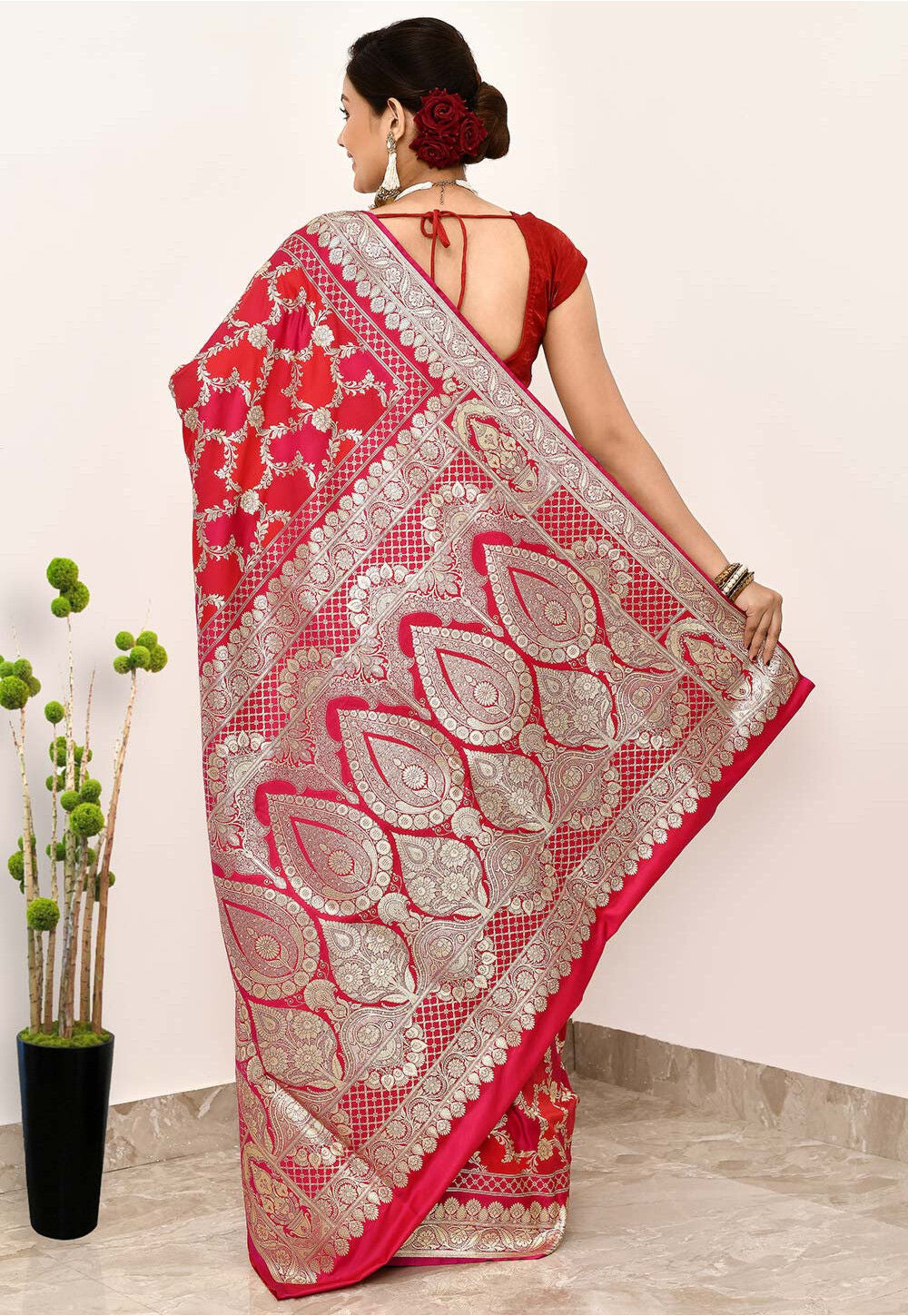 Red Art Silk Handwoven Banaras Saree