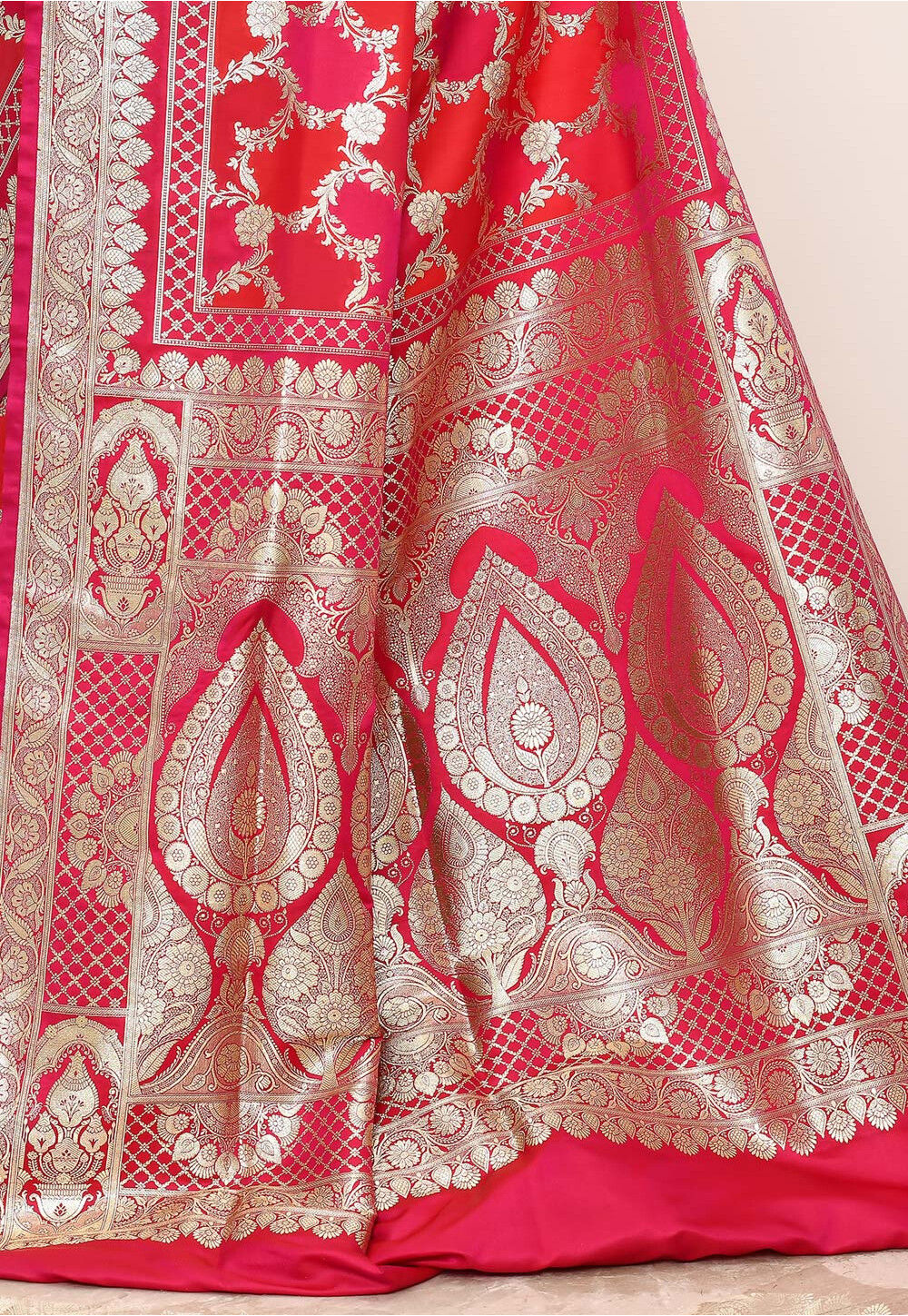 Red Art Silk Handwoven Banaras Saree